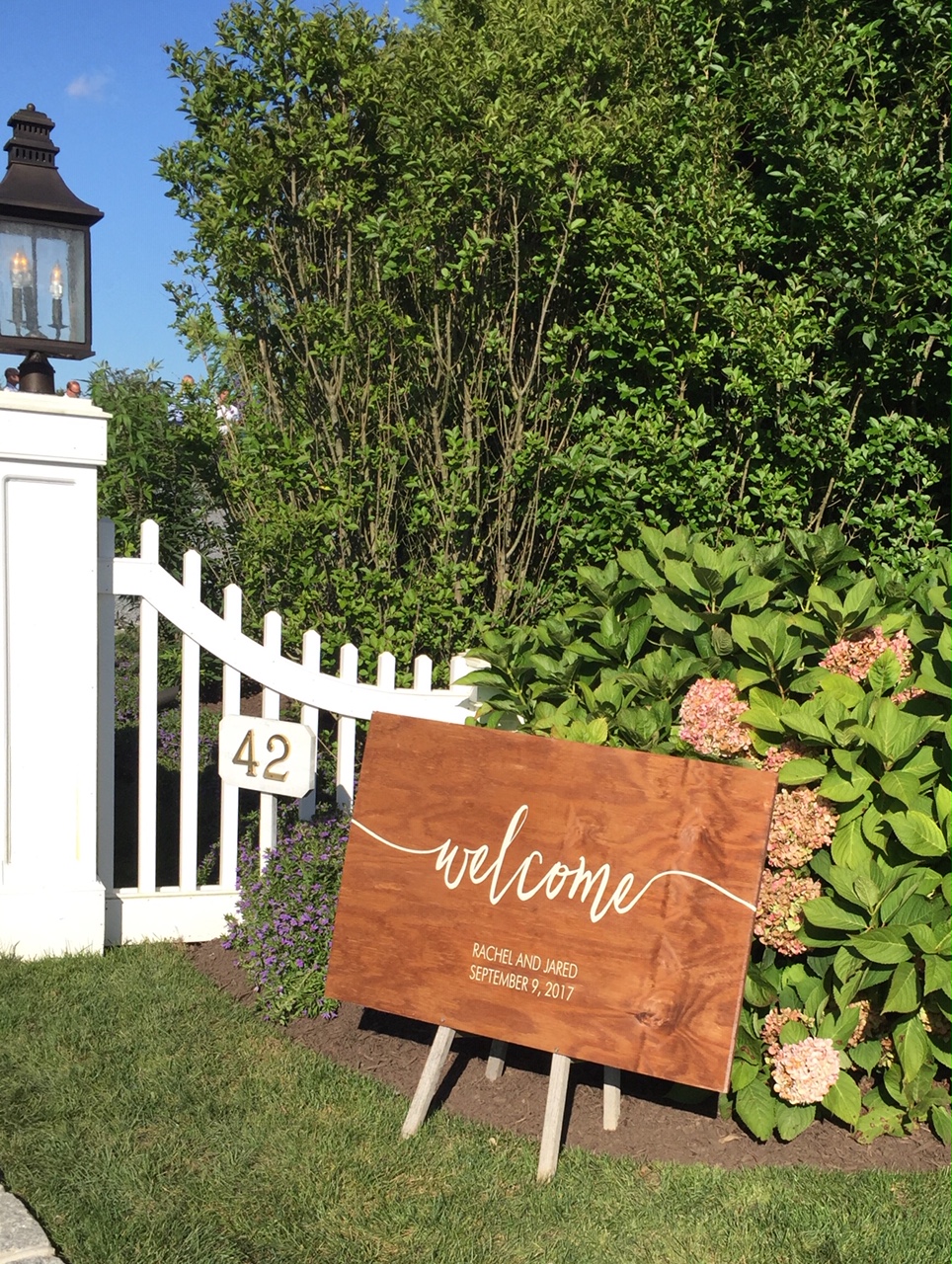 SIGNAGE